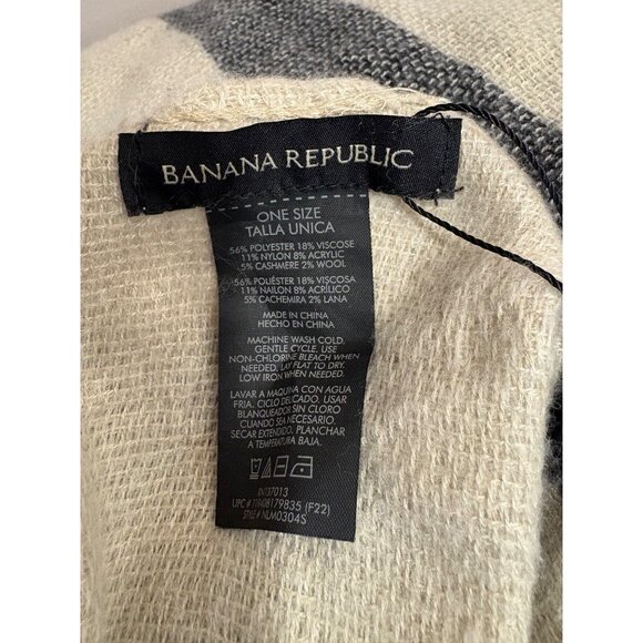 Banana Republic Plaid Fringe Open Front Poncho Wrap Black/Cream/Beige One Size - Picture 9 of 9